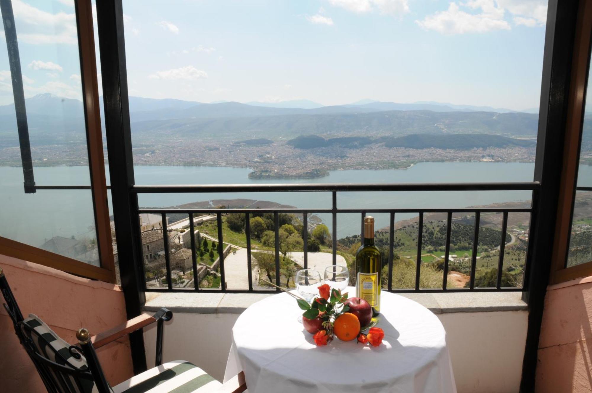 Horizon Hotel Ioannina Exterior photo